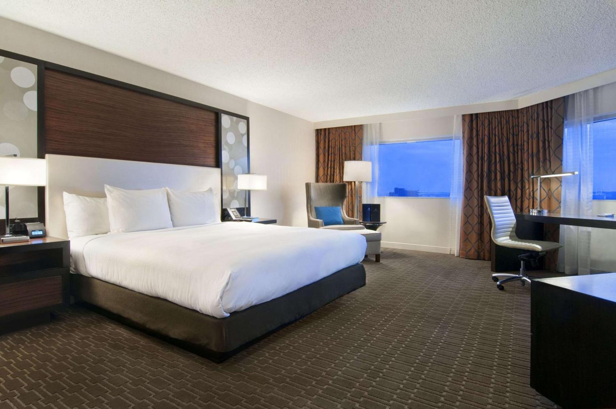 Hilton Atlanta Airport Hotel College Park Exterior photo